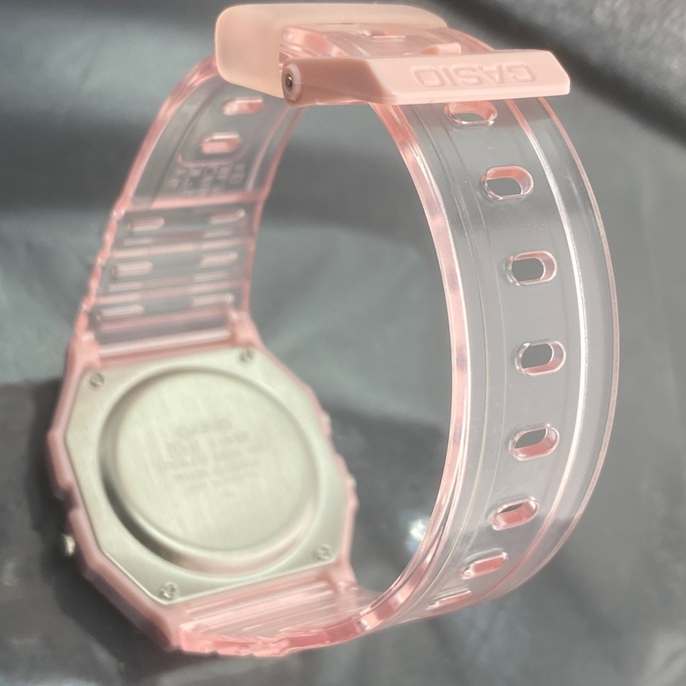 Casio Unisex Size Watch 34mm Diameter Rubber Lightweight in wrist Brand New Item - Picture 4 of 16